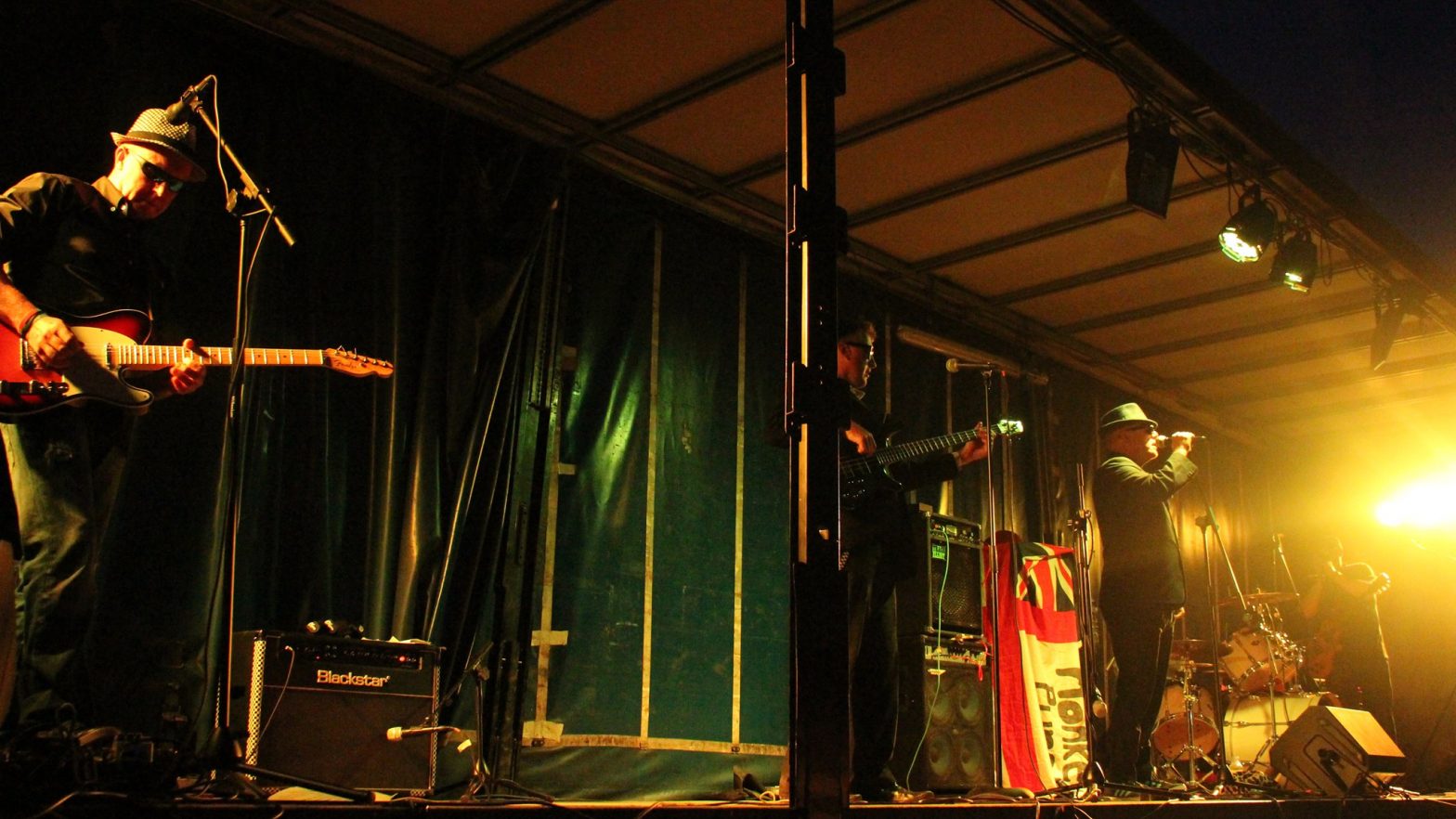 Seaton Fest Stage with band performing